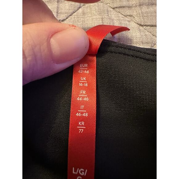 Spanx Faux Leather Leggings Large Black High Rise Shaping Slimming Shiny Edgy - Picture 4 of 9